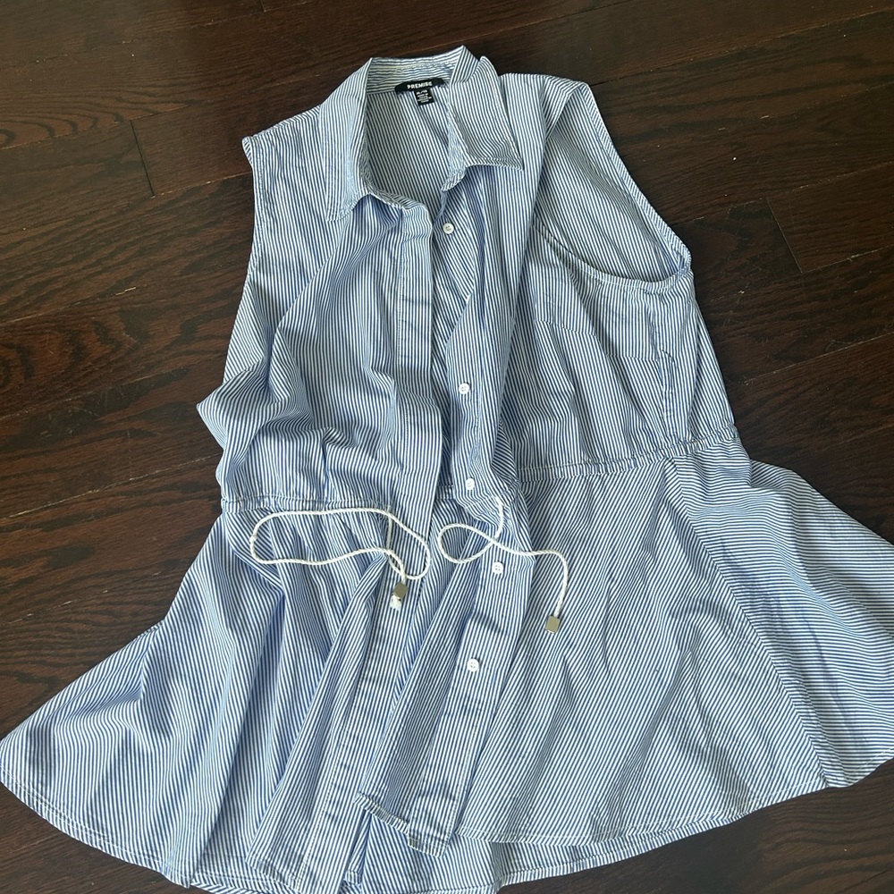 Blue and white stripped shirt XL